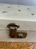*Vintage BOND St. Locking Jewelery Case Cream w/ Pink Velvet Lining & Mirror