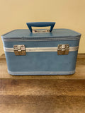 *Vintage Maximillion Blue Hard Makeup Travel Carry On Case Luggage