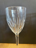 ~€€ Pair/Set of 2 Crystal 8.25” Etched Stemmed Toasting Champagne Flutes Glasses