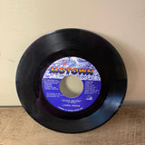 *Vintage 1983 MUSIC LIONEL RICHIE “Round and Round” “Stuck on You” 45 RPM Vinyl Record Motown