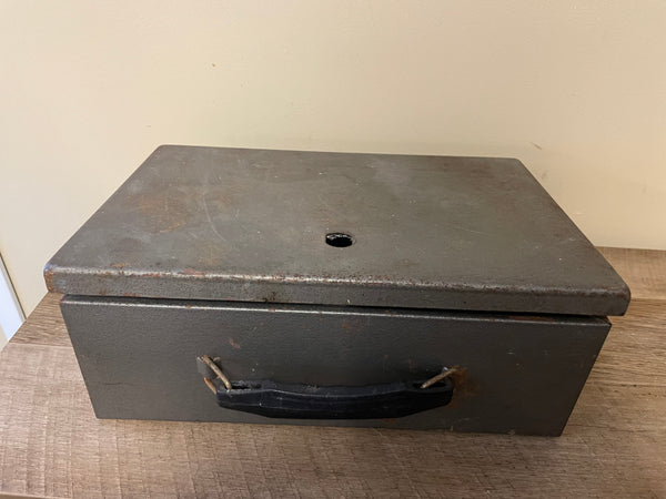 [Locate] Vintage ROCKAWAY Gray Metal Strong Box Security Cash Safe Handle No Lock