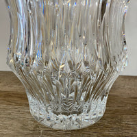 (L) <€€ Heavy Crystal Glass 8” Vase Deep Cut Decor