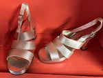 Vintage Womens Size 6.5M Stratford Sandals Silver Metallic Glitter Block Heel
