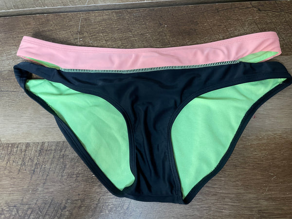 <€€ Womens Juniors Medium XHILARATION Black & Peach Swimsuit Bottoms