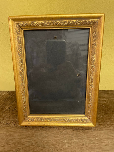 Antiqued Gold Ornate Frame Hang or Tabletop Holds 4.5x6.5 Photo