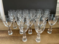 a** Set of 18 Crystal Glass Heavy Stemmed 7.75” Barware Beer Glasses Goblets