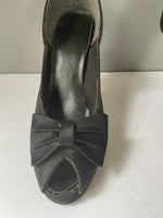 Vintage Womens Chandlers Black Satin Sandal High Heel Peek Toe Size 5M Bow Slip On