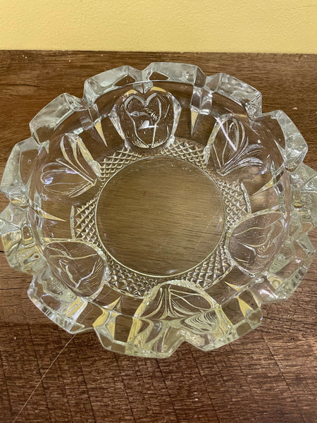~ Vintage Clear Heavy Pressed Carnival Glass Ashtray Round