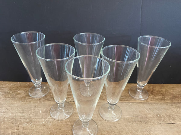 a** Set of 6 Glass Pedestal Barware Beer Cocktail Glasses Goblets 7.5” H x 3” Diameter