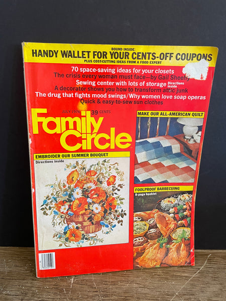 € Vintage Family Circle Magazine Holiday July 1976