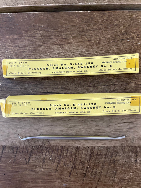 a** Vintage Plugger Amalgam Sweeney No 5 Crescent Dental Co.  Dental Tool