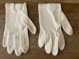 *Vintage 7.5” Womens Short White Nylon Gloves Eyelet Edge