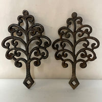 a** Vintage Pair/Set of 2 Black Cast Iron Trivet “Family Tree” Pattern