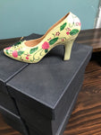 a** New Unscented Handcrafted CANDLE High Heel Shoe Volcanica 9202